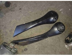 2 poignees de portes avec...